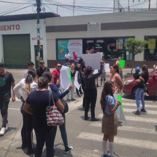 Familiares de joven internado en CMO exigen medicamentos para salvarle la vida