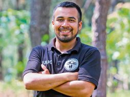 El empresario Julio Michel Melgoza, vive la pasión por viajar y lo demuestra en su agencia. EL INFORMADOR/ A. Navarro