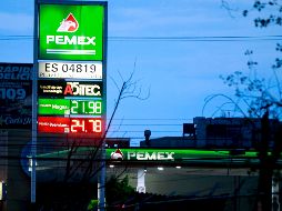 La reducción de la calificación ocurrió una semana después de un accidente que dejó dos muertos en una plataforma de Pemex en Campeche, en el sureste del país. EL INFORMADOR / ARCHIVO