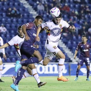 Leones Negros debutan con derrota en la Liga de Expansión