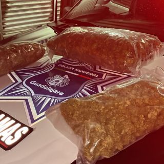 Detienen a presuntos narcomenudistas con alrededor de 4 kilos de mariguana