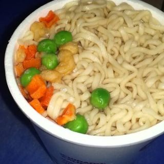 Expertos explican si son reales los camarones de la sopa Maruchan