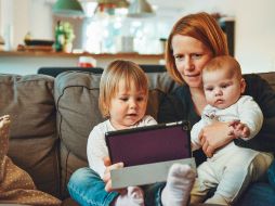 Verano, el momento ideal para relajarse, divertirse y convertir a las pantallas en aliadas del crecimiento y el aprendizaje infantil. ESPECIAL/ Unsplash