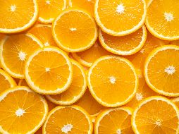 La naranja es una de las 7 frutas recomendadas para consumir semanalmente SPECIAL/ Istock Getty Images