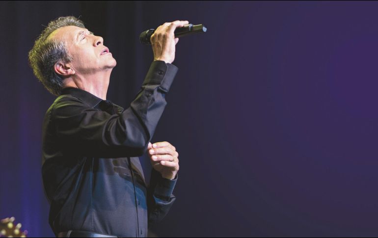 El cantautor está celebrando 54 años de trayectoria. CORTESÍA