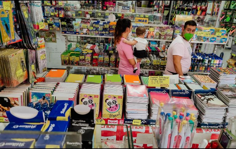 La inflación no ha perdonado tampoco la producción y distribución de útiles escolares. EL INFORMADOR / ARCHIVO