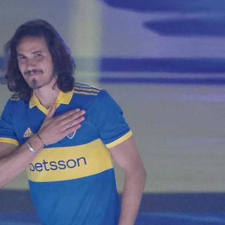 Cavani ya se quiere mostrar con Boca