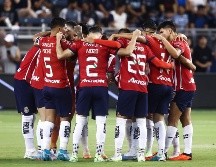 Por obligación o por gusto, pero Chivas presentó aún más modificaciones para el duelo en contra de Kansas City. TWITTER / @Chivas