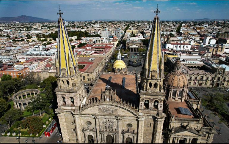 Puedes unirte a uno de los tour gratuitos que se ofrecen en la plaza Guadalajara. ARCHIVO/EL INFORMADOR
