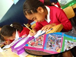 Asociaciones de padres de familia y especialistas en el ámbito educativo y escolar rechazaron los cambios en los materiales que la SEP plantea para este nuevo ciclo escolar 2023-2024. EL INFORMADOR / ARCHIVO