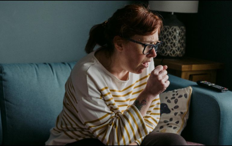 Es común enfermarse en temporada de lluvias, por lo que es importante protegerse adecuadamente para evitar que esto ocurra. ESPECIAL / Foto de Annie Spratt en Unsplash