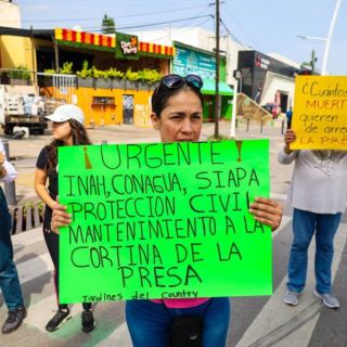 Se manifiestan en Ávila Camacho para exigir a INAH mantenimiento a Presa de Atemajac
