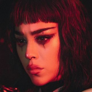 Danna Paola estrena nuevo sencillo, “Tenemos Que Hablar”