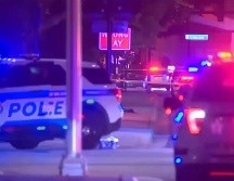 El hombre robó un auto y fue perseguido por los policías. AP