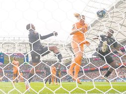 Jill Roord, de los Países Bajos, llegó a cuatro anotaciones en este Mundial. EFE