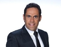 Israel está por hacer una película, será su ópera prima, un proyecto cuyo guion escribió él junto con Juan Carlos Castellanos. CORTESÍA