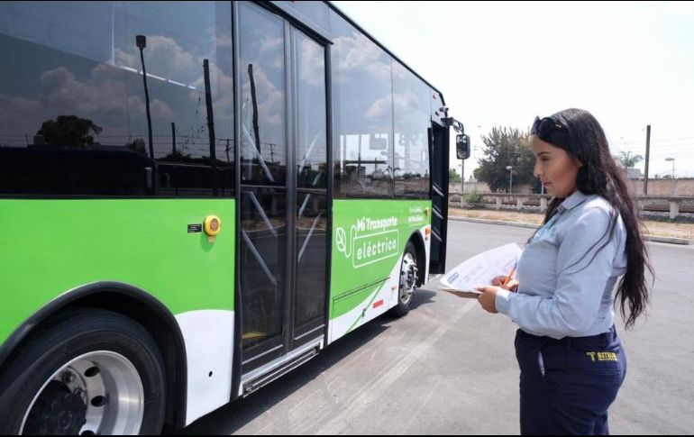 Se busca que más mujeres forman parte del transporte público de Jalisco. ESPECIAL/Setran