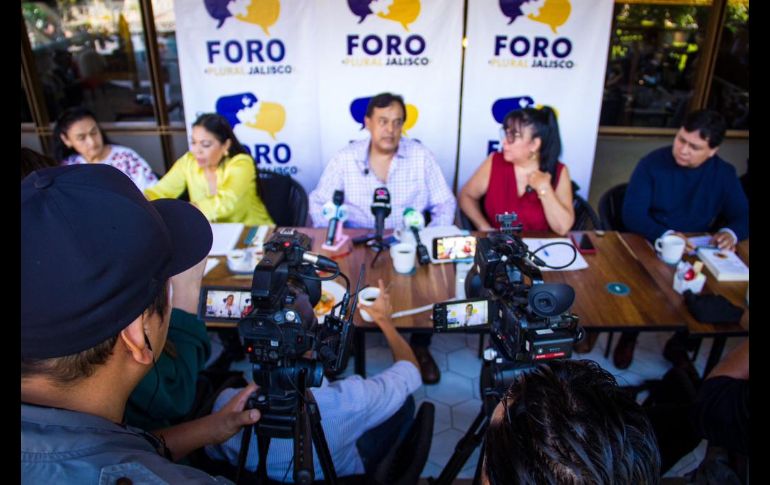 Este lunes, el organismo presentó un amparo en contra de la distribución de los libros de texto; Salvador Cosío, del Foro Plural Jalisco, señaló que esperan que se acumulen los recursos legales para que sea atraído por la Suprema Corte de Justicia de la Nación. CORTESÍA