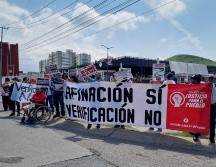 La manifestación estuvo vigilada por más de una decena de unidades de seguridad pública del Gobierno del Estado. EL INFORMADOR/ J. Velazco
