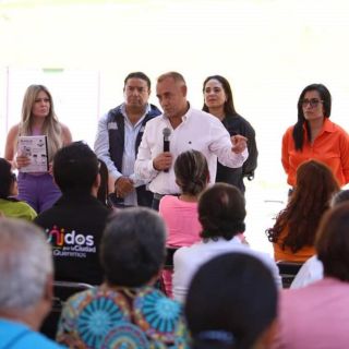 Esquer critica libros de texto de la SEP