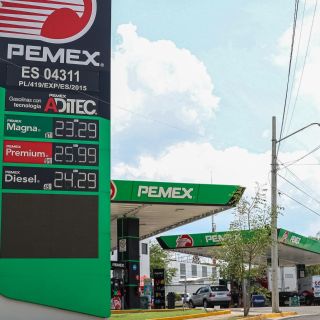 Conductores aplican “plan” de ahorro ante alza en gasolina
