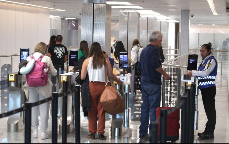 Si tienes ganas de salir de viaje o visitar a un familiar, checa los vuelos que hay por un peso en aerolínea mexicana. EL INFORMADOR/ARCHIVO.