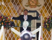 La imagen de Naasón Joaquín se alza en la entrada principal de la iglesia de la Luz del Mundo, la cual es sede principal de la Santa Convocatoria. EL INFORMADOR / ARCHIVO