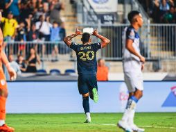 Fue Jesús Bueno quien inauguró los cartones en el Subaru Park. TWITTER/@LeaguesCup