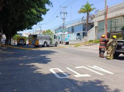 En total fueron desalojadas de 10 a 15 personas de la empresa donde ocurrió la fuga. CORTESÍA