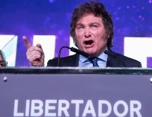 Entre otras cosas, Javier Milei está a favor de la libre portación de armas y de la venta de órganos y en contra del aborto. EFE / G. Abramovic