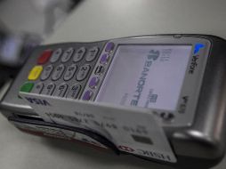 Pese a que la Profeco ha dicho que no pueden cobrar al consumidor el porcentaje de comisión, hay algunos establecimientos que lo hacen. EL INFORMADOR/ ARCHIVO.