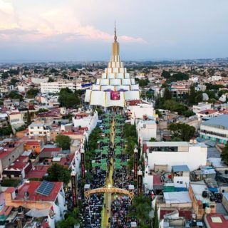 La Luz del Mundo celebra la Santa Cena en Guadalajara