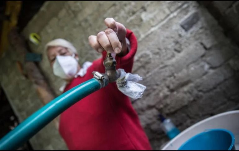 A través de sus redes sociales, Siapa informó que se sustituirá la línea de agua potable en la colonia de Loma Bonita del municipio de Zapopan. EL INFORMADOR / ARCHIVO