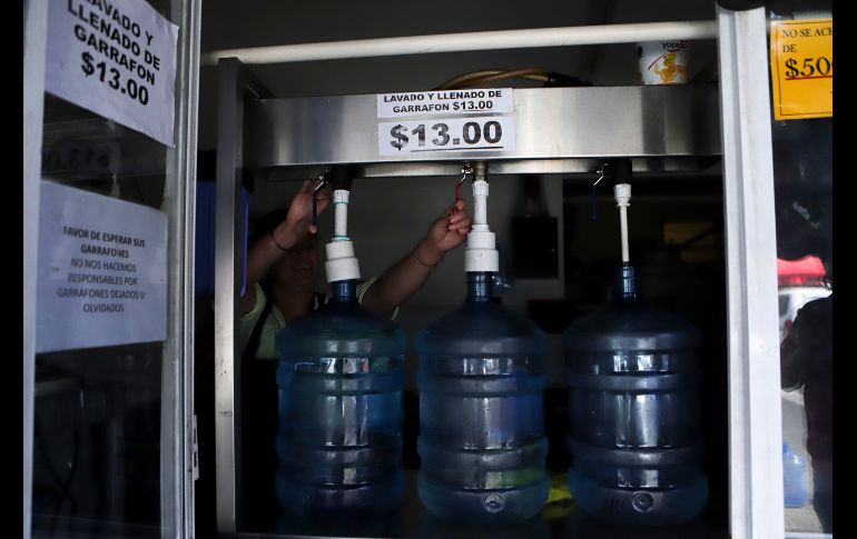 Si estás pensando en poner una purificadora de agua, puedes hacerlo con una mínima inversión. EL INFORMADOR/ C.Zepeda