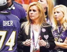 Leigh Anne Tuohy y su esposo Sean dicen que las acusaciones de Michael Oher son “ridículas”. AFP/R. Martínez
