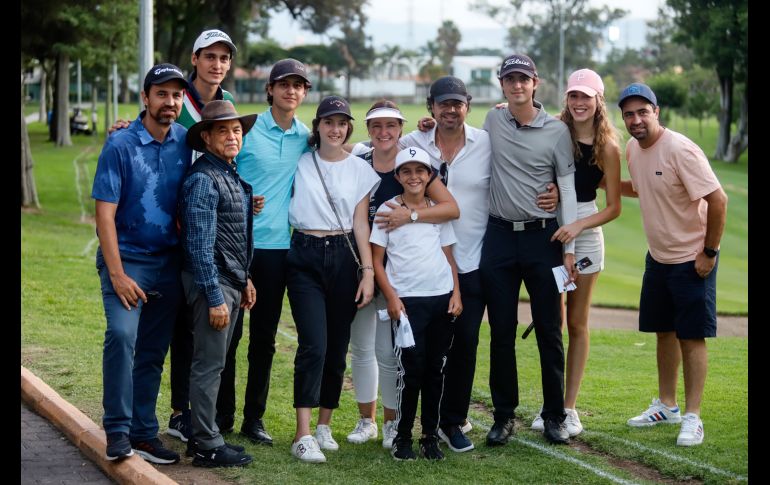 Familiares de Luis Limón Segundo Lugar. GENTE BIEN JALISCO/ Claudio Jimeno
