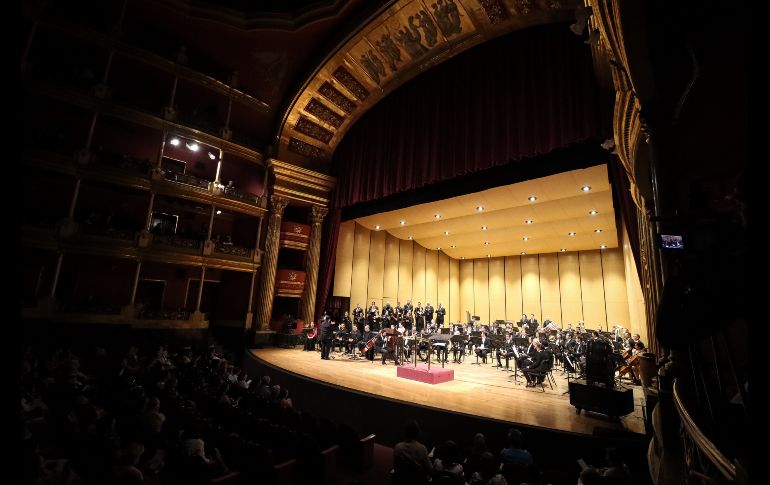 La noche de este jueves, el Teatro Degollado acogió el concierto a Fray Antonio Alcalde, vigésimo segundo obispo de Guadalajara. EL INFORMADOR / H. Figueroa