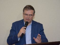 El aspirante Marcelo Ebrard aseguró que no se irá de Morena. SUN / ARCHIVO