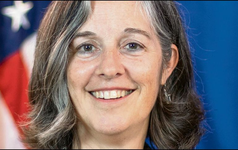 Amy Scanlon, cónsul general. ESPECIAL