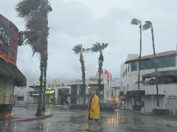 En la ciudad de Los Cabos ya se sienten los efectos de las lluvias provocadas por el paso de “Hilary” en la región. AFP/A. Estrella