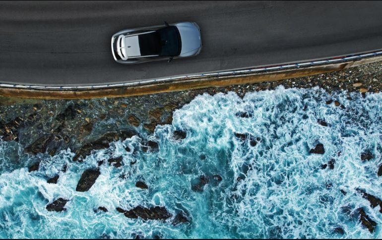 Si quieres viajar a Manzanillo, te decimos cuánto dinero necesitas para pagar casetas y gasolina, de acuerdo con la SCT. Unsplash.