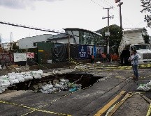 El incidente ocurrió en el cruce de Mariano Otero, contraesquina de Plaza del Sol, en el predio contiguo a una sucursal de comida rápida. EL INFORMADOR / H. Figueroa