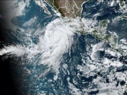 La tormenta tropical seguirá ocasionando durante las siguientes horas lluvias 