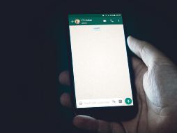 WhatsApp es muy claro sobre el tipo de usos con el que se deben disfrutar sus servicios. Foto de Christian Wiediger en Unsplash