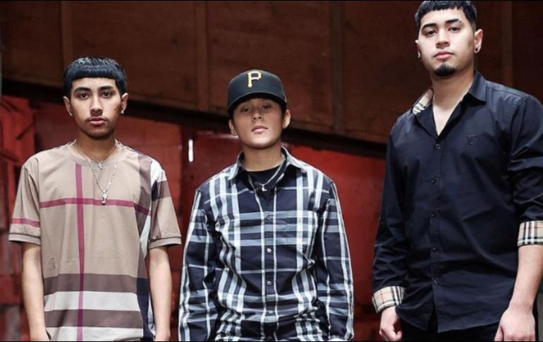 Yahritza y su Esencia junto con sus familiares desolados por el rechazo de los fans. ESPECIAL/ Instagram @yahritza