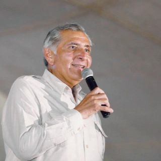 Adán Augusto López insiste en culpar a ministro por libros