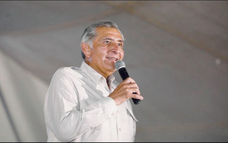 El aspirante a la candidatura presidencial arremetió en contra de los 