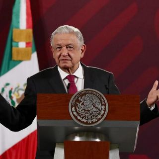 López Obrador presume resultados de Morena