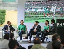 Davino afirmó que las decisiones de convocatoria se basan en el desempeño, el compromiso y la aptitud de los jugadores. ESPECIAL/@@miseleccionmx