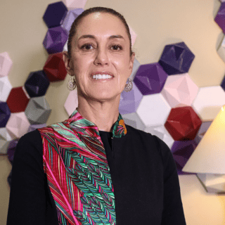 Sheinbaum afirma que adelanta en las encuestas donde saldrá el candidato presidencial de Morena